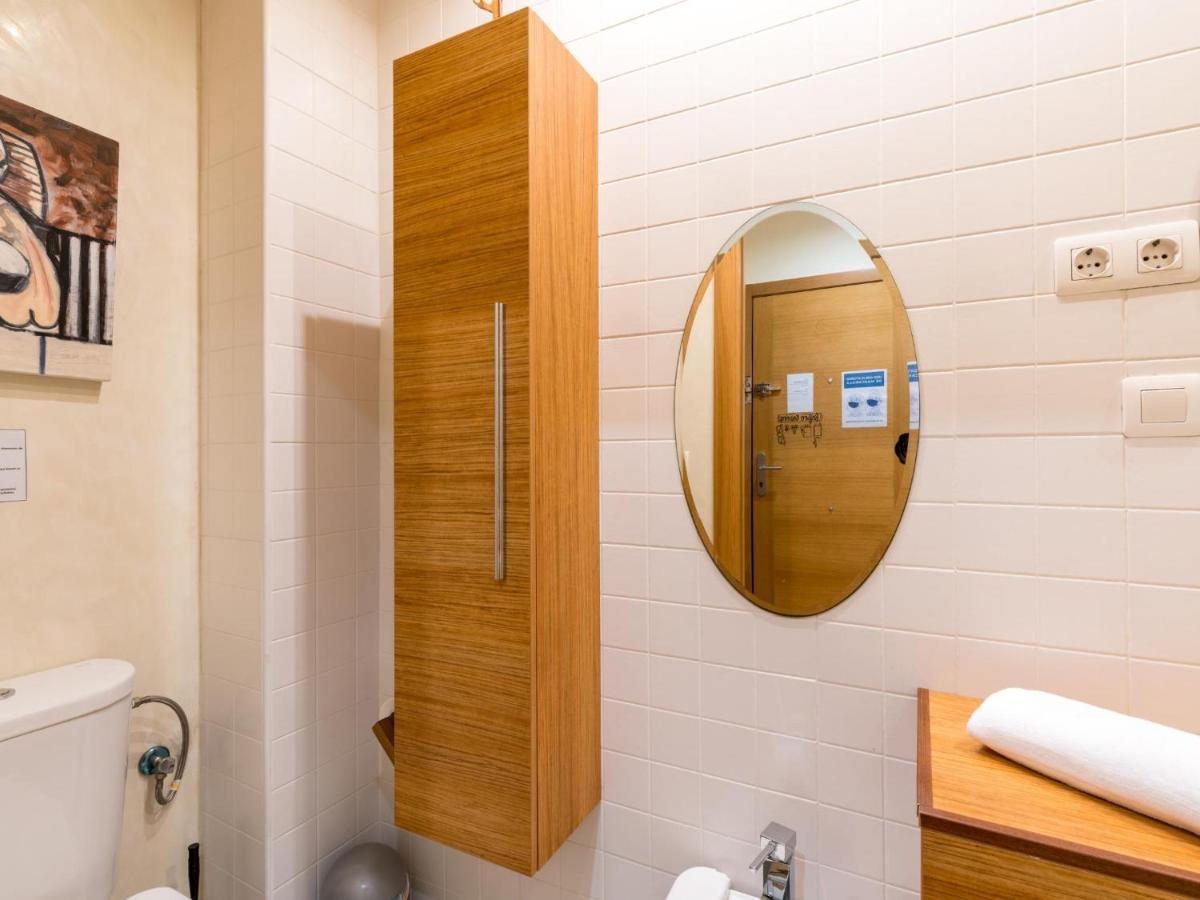 Holi-Rent Goya Apartment Seville Exterior photo