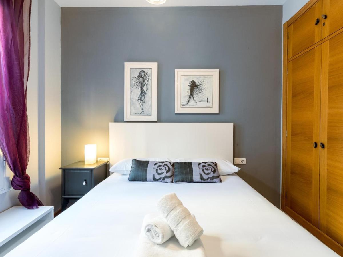 Holi-Rent Goya Apartment Seville Exterior photo